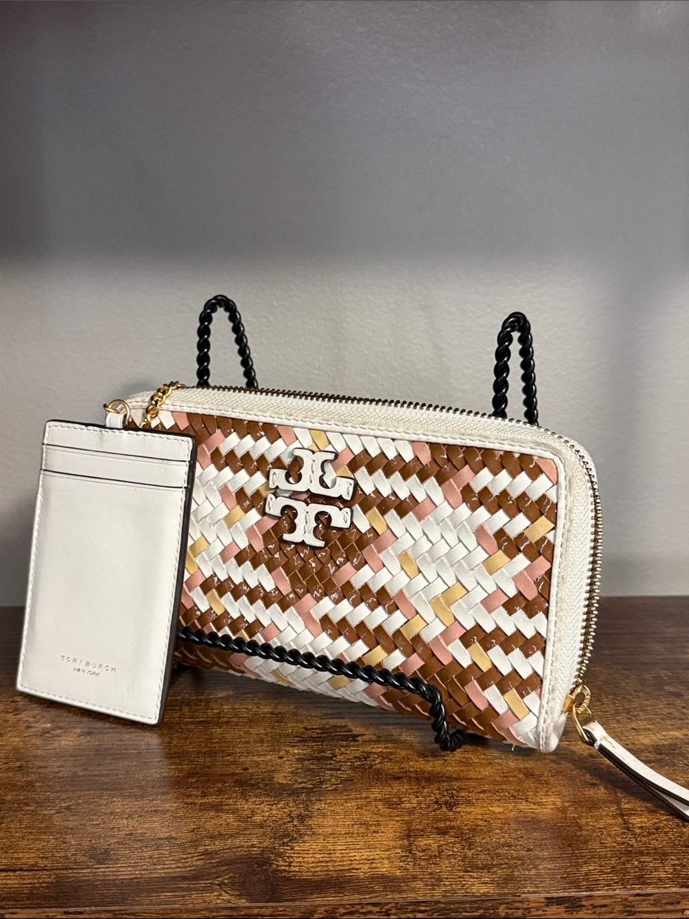 Tory Burch White Multi Woven Leather Wristlet Crossbody Like New